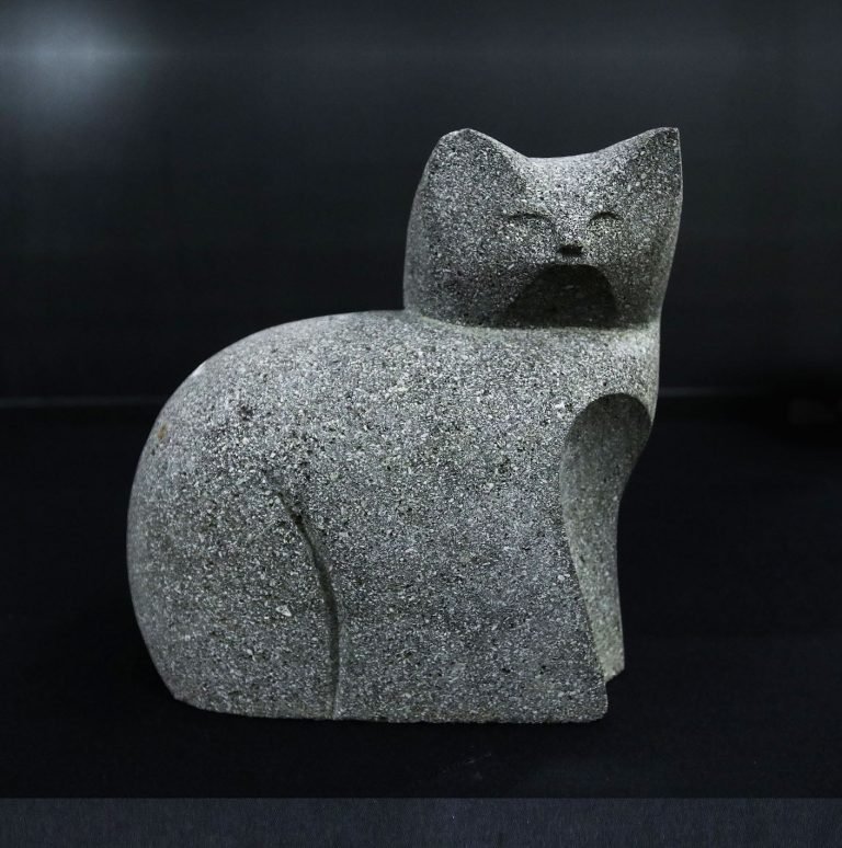 Patung Kucing