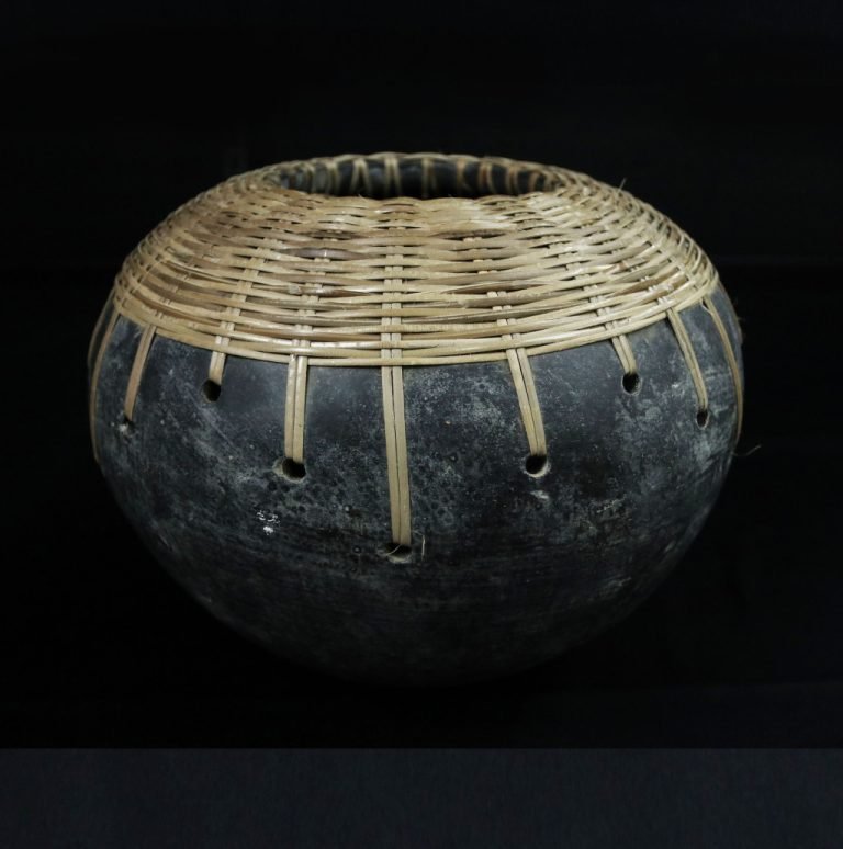 Vase Tulum Black